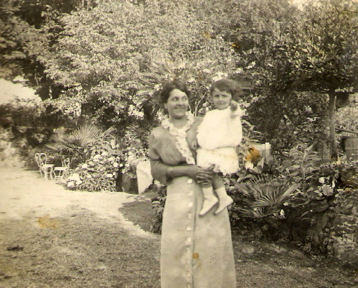 Maria Zitelli e Gabriella a 2 anni