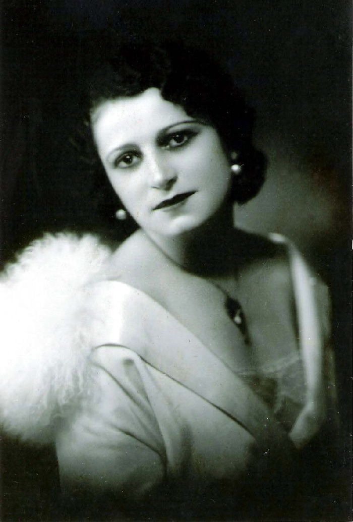 Elisabetta (Lilli) Smyrnagessian in Giuseppe Federico Zitelli