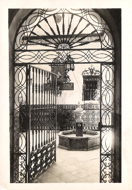 1936_Alcazar_Patio_Sevillano