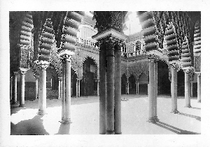 1936_Alcazar_Patio_de_la_Donzellas