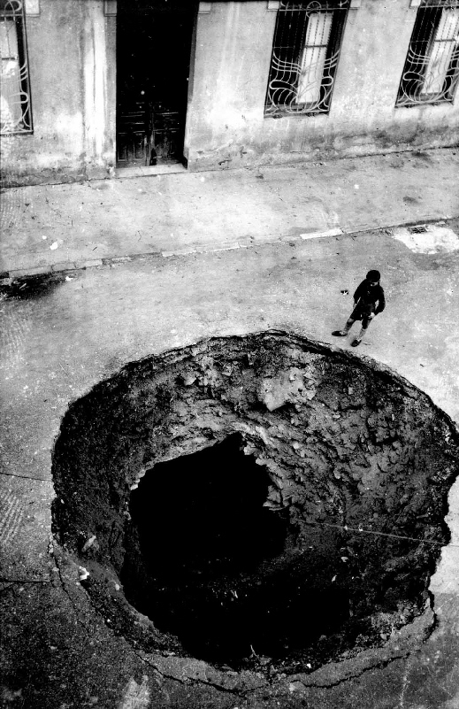 Crater de aviacion en Eibar (3)