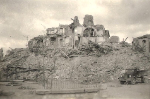 Pueblo bombardeado