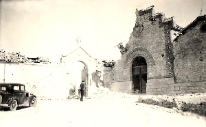 Cementerio bombardeado