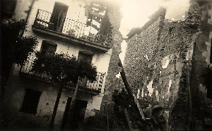 Pueblo bombardeado