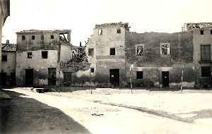 Pueblo bombardeado