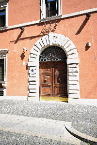 Borgo_S_Spirito-Palazzo_Alicorni_al_n_78-Portone