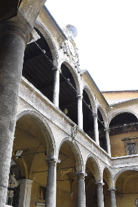 Borgo_S_Spirito-Palazzo_Commendatore-Cortile (9)