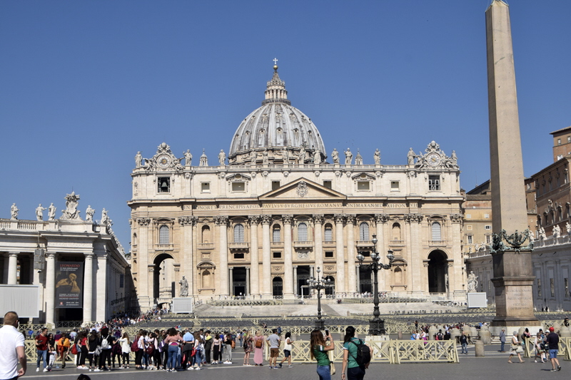 Piazza_S_Pietro (2)