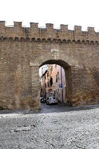 Via_dei_Corridori-Porta_Farinone (2)