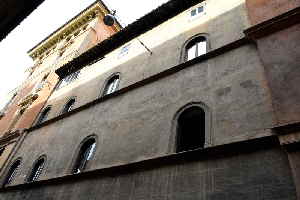 Vicolo_del_Campanile-Palazzo_al_n_4-Facciata