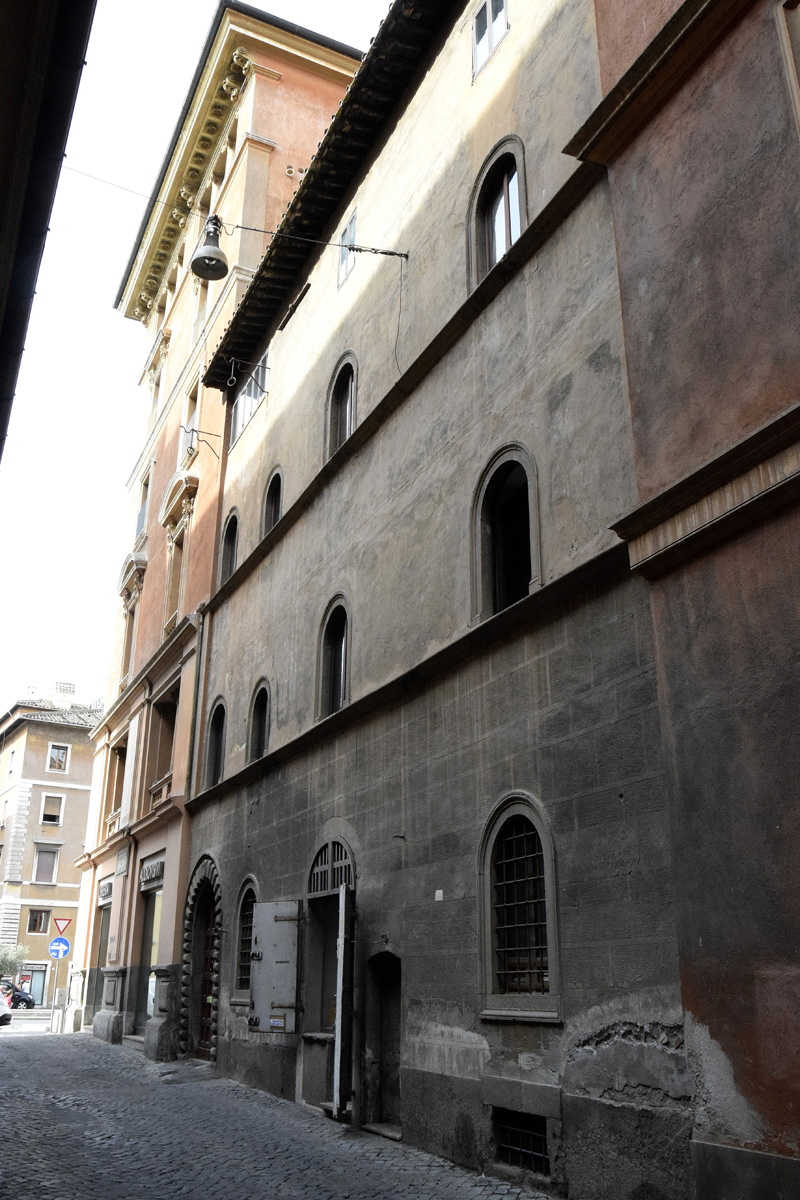 Vicolo_del_Campanile-Palazzo_al_n_4