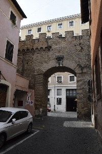 Vicolo_del_Farinone-Porta