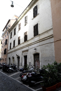 Via_degli_Ombrellari-Palazzo_al_n_4