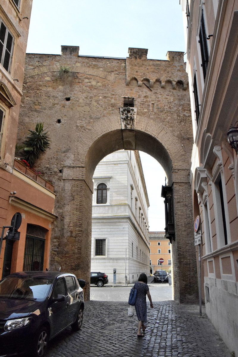 Vicolo_d_Orfeo-Porta