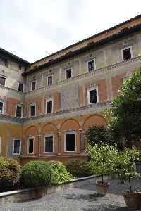 Borgo_S_Spirito-Palazzo_dei_Penitenzieri-Corte (6)