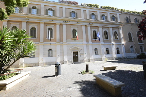 Piazza_delle_Vaschette-Palazzo_al_n_101