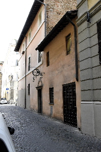 Via_dei_3_Pupazzi-Palazzo_al_n_1