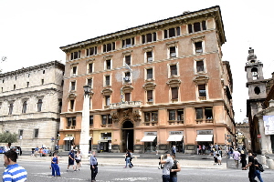 Via_della_Conciliazione-Palazzo_Latmiral_al_n_22 (2)
