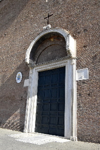 Piazza_Aracoeli-Chiesa_omonima-Ingresso_centrale