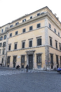 Piazza_Aracoeli-Palazzo_Pecci_al_n_3 (2)