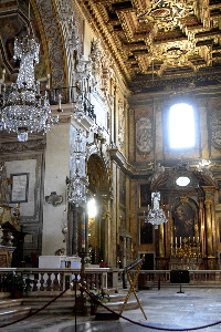 Piazza_dell_Aracoeli-Chiesa_omonima-Transetto