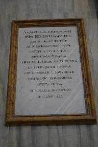 Piazza_Campitelli-Chiesa di S Maria in Portico-Lapide_Indulgenze_Pio_VI-1776