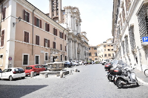 Piazza_Campitelli