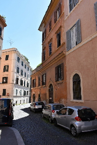 Via dei Fienili-Palazzo_al_n_44