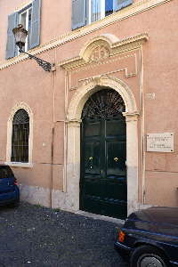 Via dei Fienili-Palazzo_al_n_45-Portone (3)
