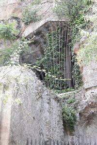 Via_Tor_de_Specchi-Palazzo_Vitelleschi-Grotte