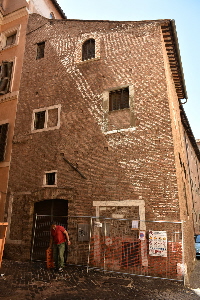 Via_della_Tribuna_di_Tor_de_Specchi-Palazzo_al_n_3 (3)