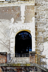 Via_di_S_Pietro_in_Carcere-Palazzo_dei_Senatori-Ingresso_Laterale
