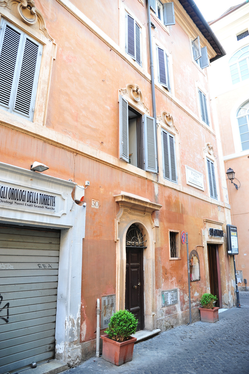 Piazza_della_Torretta-Palazzo_al_n_31