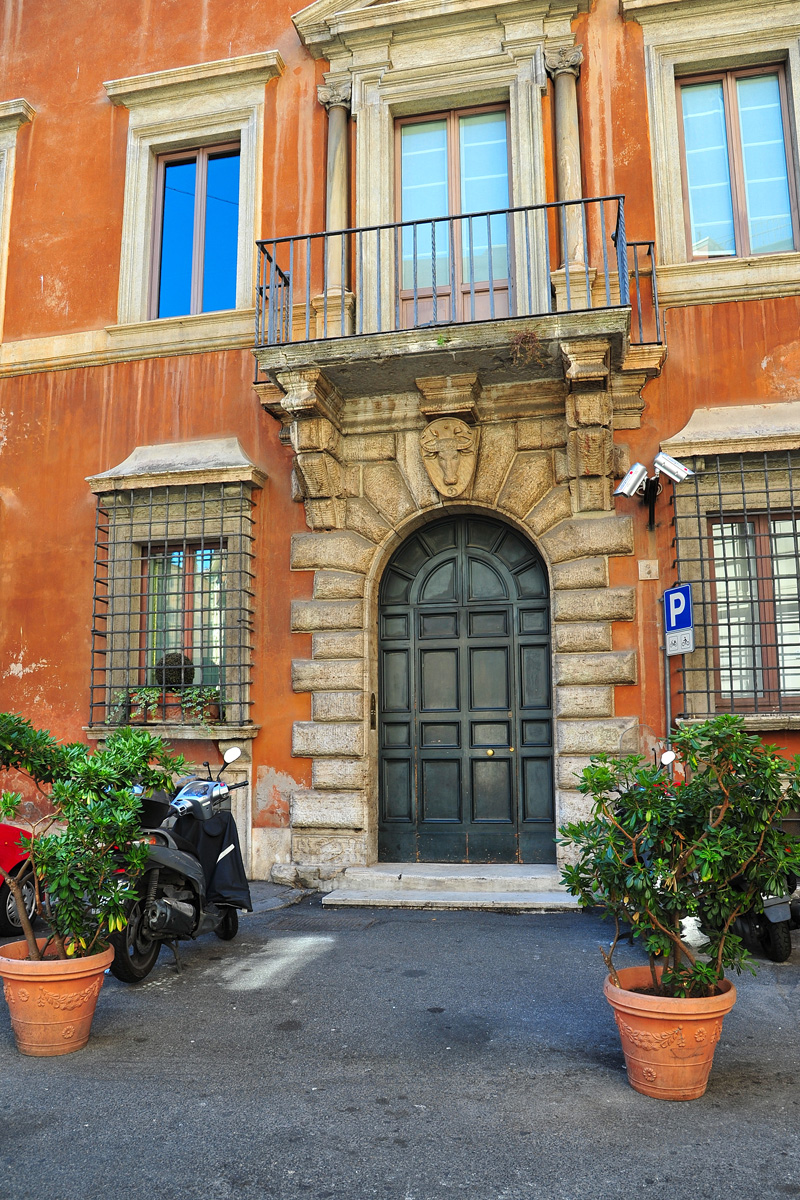 Via_del_Pozzetto-Palazzo_Del_Bufalo-Cancellieri (2)