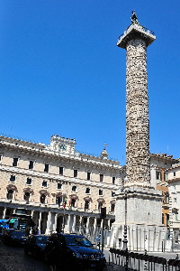 Piazza_Colonna-Palazzo_Wedekind (3)