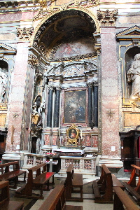 Piazza_della_Maddalena-Chiesa_omonima-Cappella_di_S_Lorenzo_Giustiniani