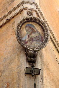 Piazza_della_Maddalena_angolo_Via_del_Pantheon-Edicola