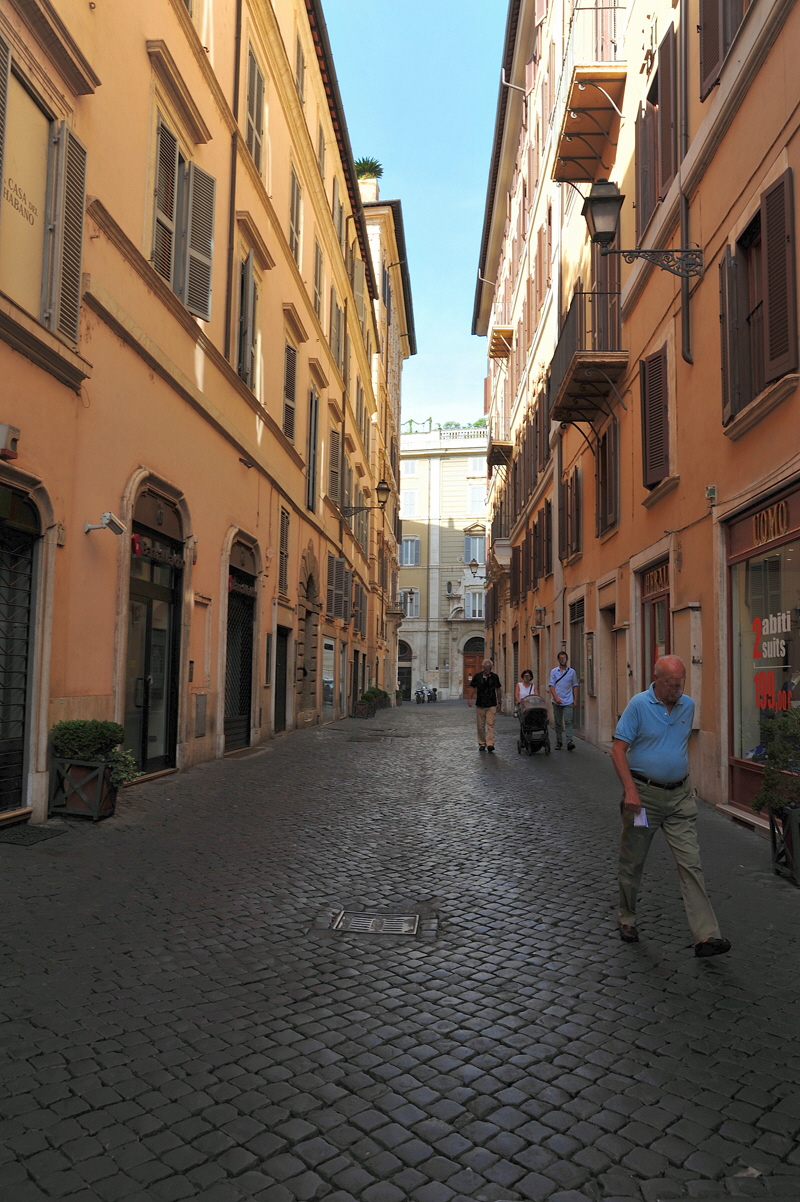 Via_della_Colonna_Antonina