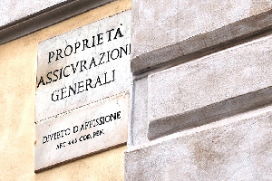 Via_della_Mercede-Palazzo_al_n_11-Targa_di_Proprieta