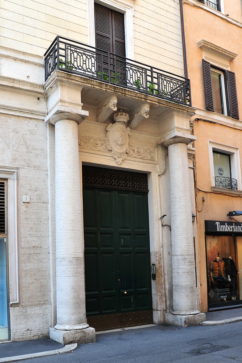 Via_delle_Convertite-Palazzo_Navigazione_Generale_Italiana
