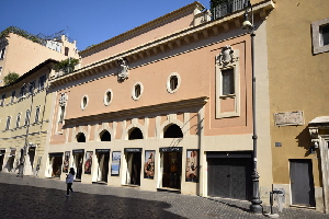 Piazza_S_Lorenzo_in_Lucina-Palazzo_41