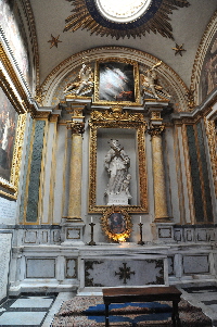 Chiesa Lucina Interno Ii