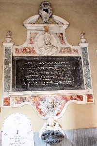 Piazza_di_S_Lorenzo_in_Lucina-Chiesa_omonima-Lapide_del_card_Luigi_Capponi-1667