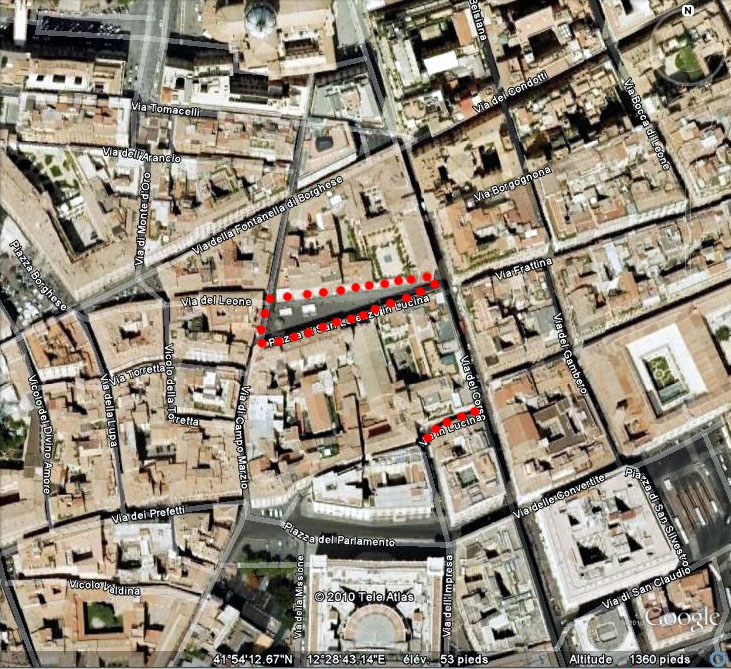Piazza e via di San Lorenzo in Lucina - Colonna