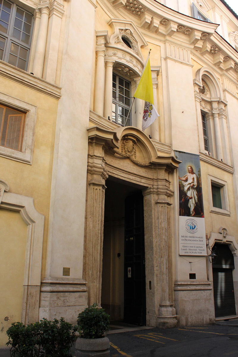 Via_di_Propaganda_Fide-Palazzo_omonimo (3)