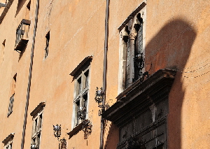 Piazza_Capranica-Palazzo omonimo