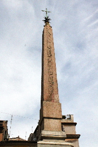 Piazza_della_Rotonda-Obelisco (2)