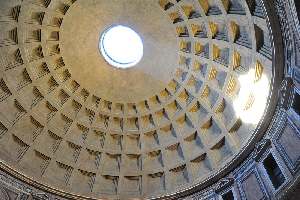 Piazza_della_Rotonda-Pantheon-Cupola (7)
