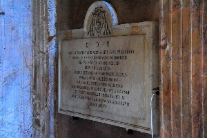 Piazza_della_Rotonda-Pantheon-Lapide_del_card_Romualdo_Braschi-1817