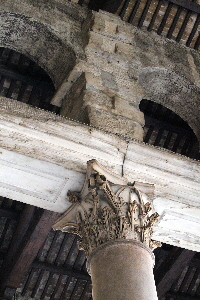 Piazza_della_Rotonda-Pantheon-Pronao (10)